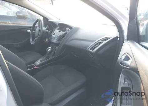 2015 Ford Focus Se z USA, uszkodzony, nr VIN 1FADP3K2XFL307279